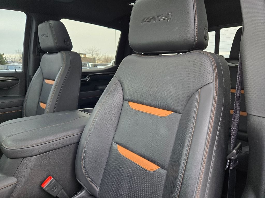 2025 GMC Sierra 1500 AT4