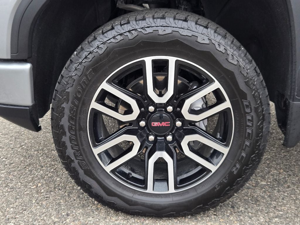 2025 GMC Sierra 1500 AT4