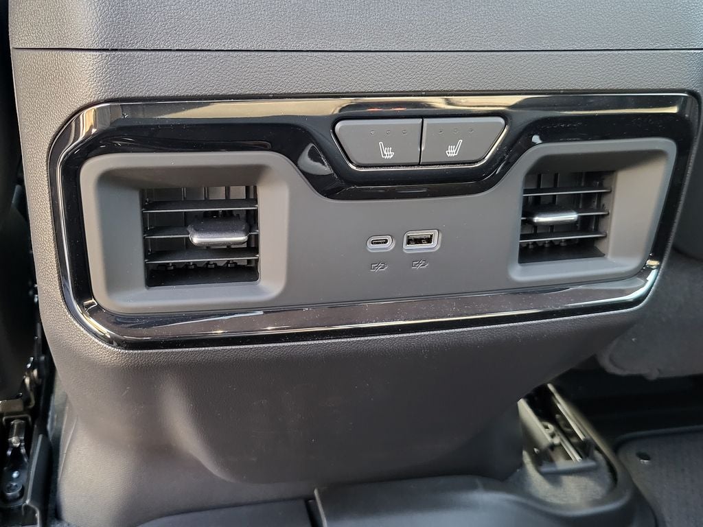 2025 GMC Sierra 1500 AT4X