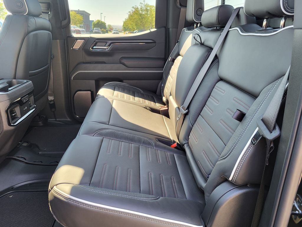 2025 GMC Sierra 1500 AT4X