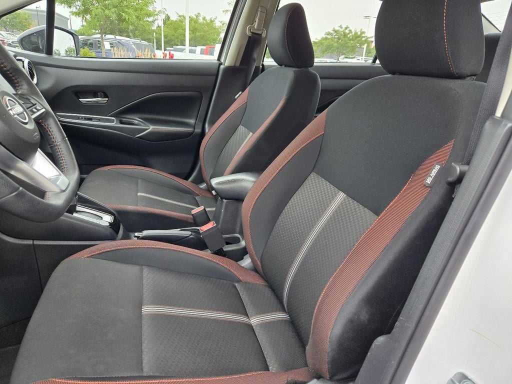 2025 Nissan Versa 1.6 SR