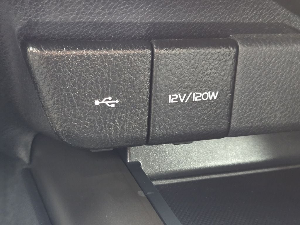 2023 Toyota Camry SE AWD