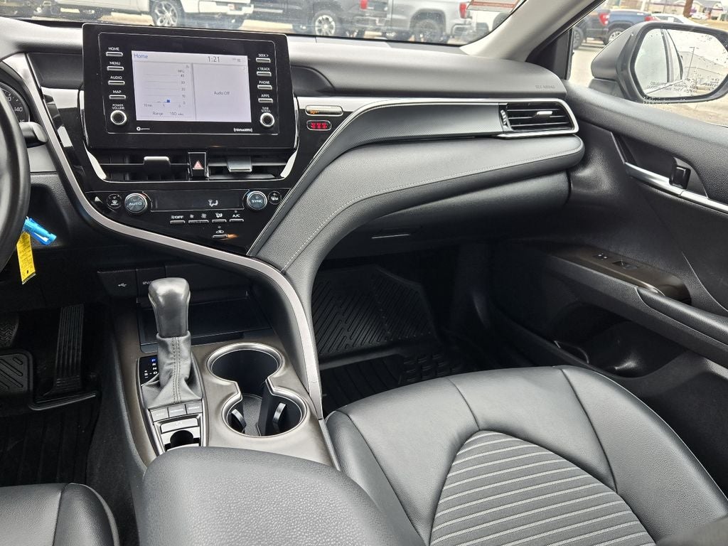 2023 Toyota Camry SE AWD