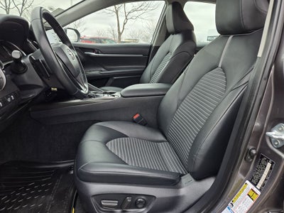 2023 Toyota Camry SE AWD