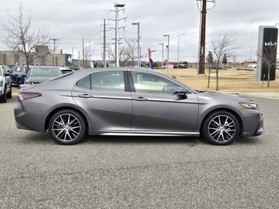 2023 Toyota Camry SE AWD