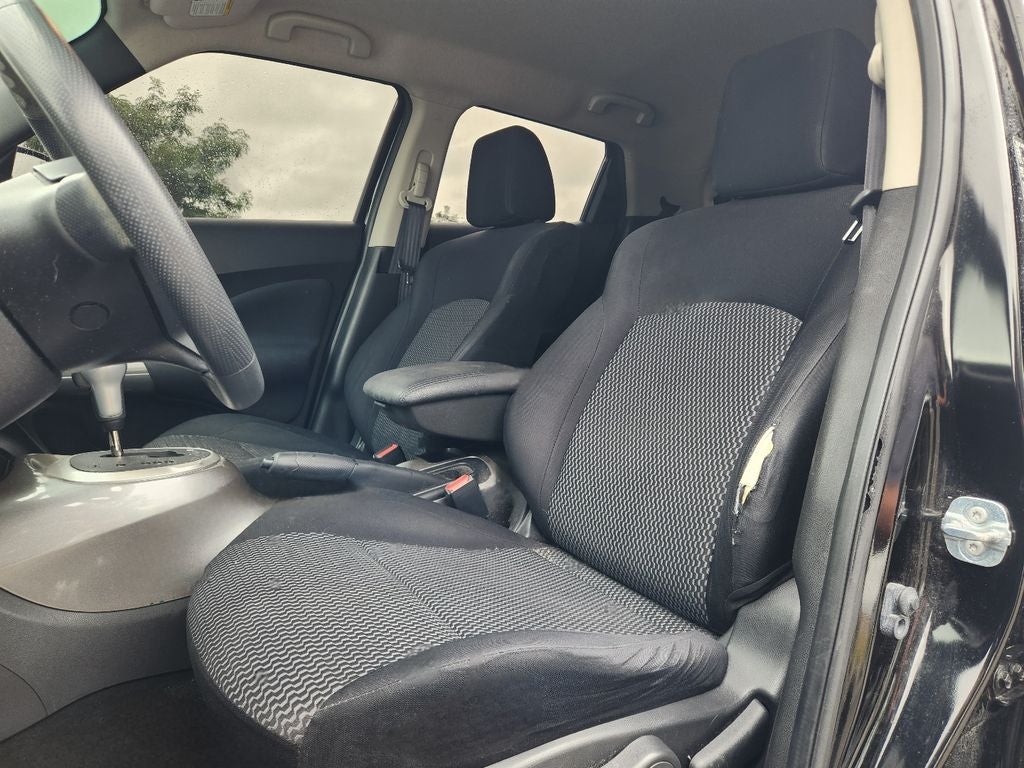 2016 Nissan JUKE S