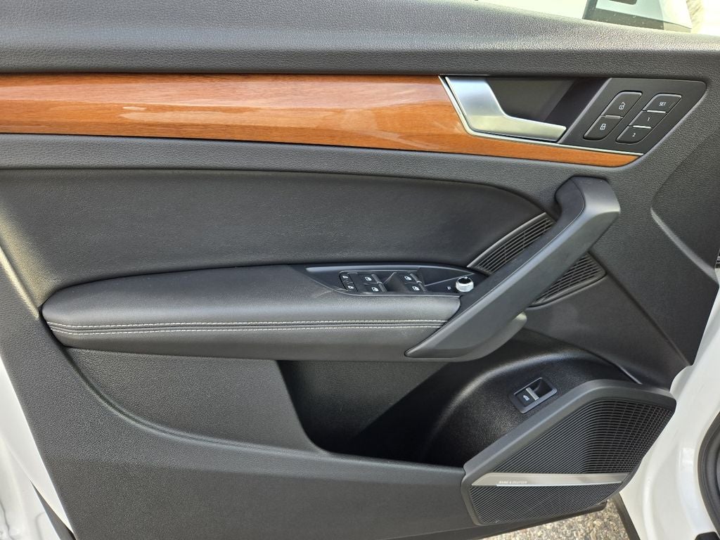 2023 Audi Q5 Premium Plus 45 TFSI S line quattro