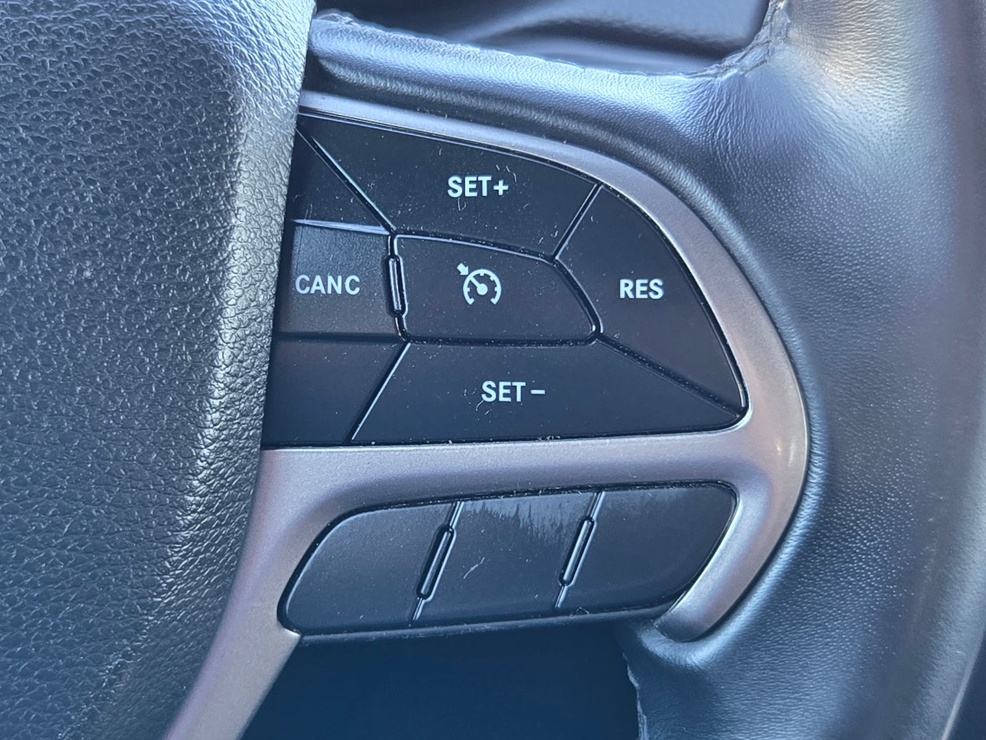 2019 Jeep Grand Cherokee Laredo E