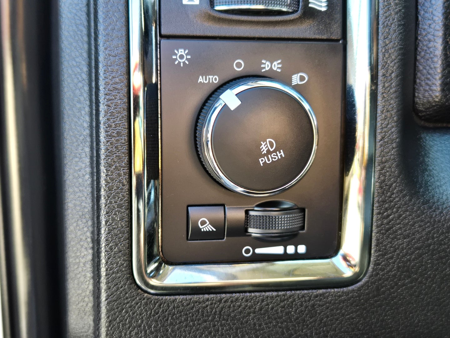2018 RAM 1500 Night