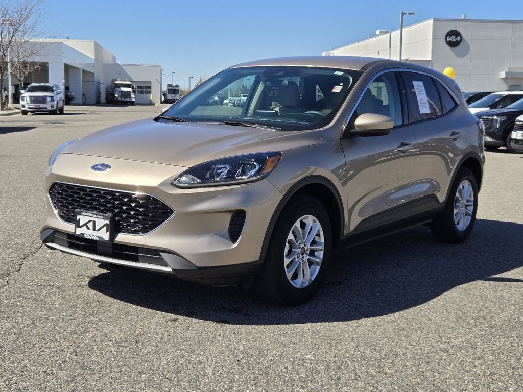 2020 Ford Escape SE
