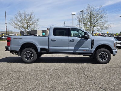 2024 Ford F-350 LARIAT