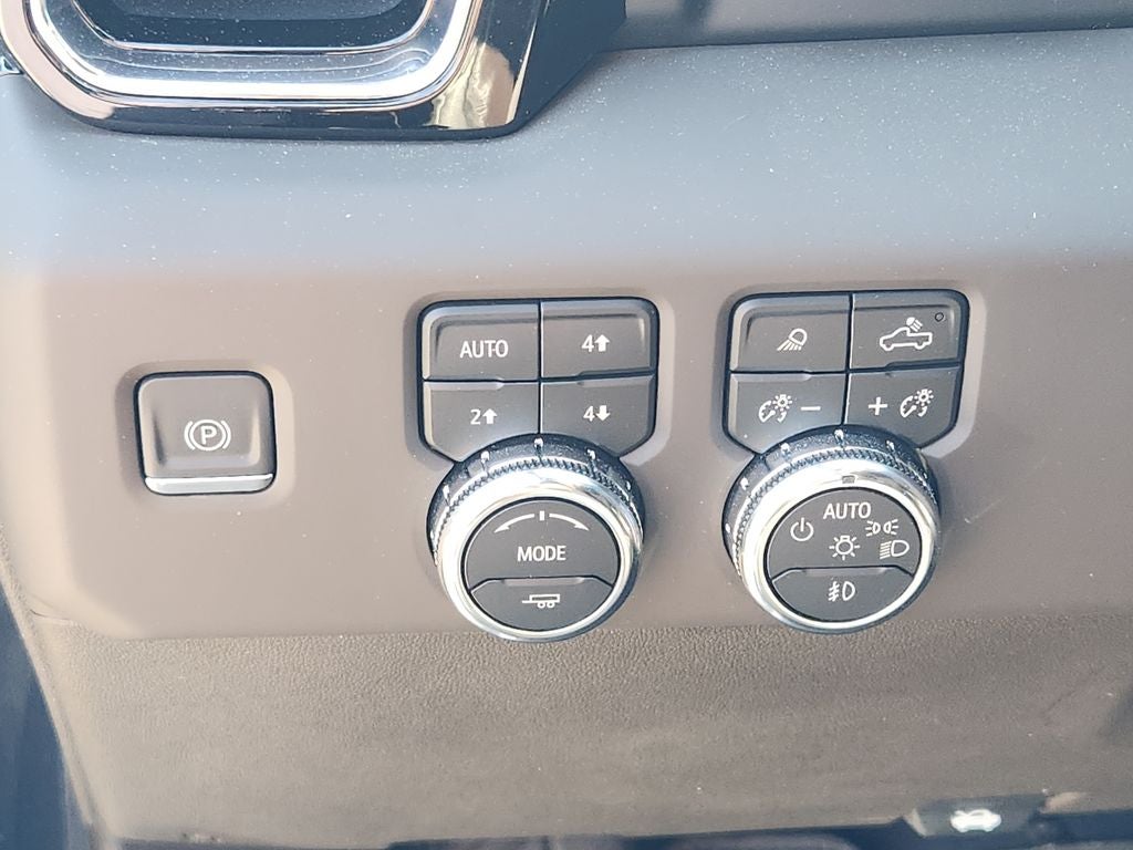 2023 GMC Sierra Denali