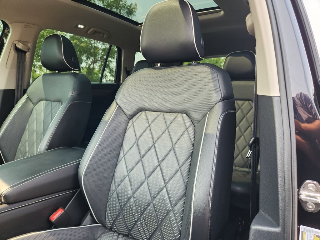 2024 Volkswagen Atlas 2.0T SEL Premium R-Line