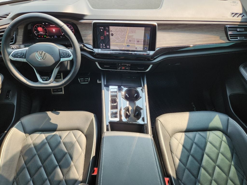 2024 Volkswagen Atlas 2.0T SEL Premium R-Line