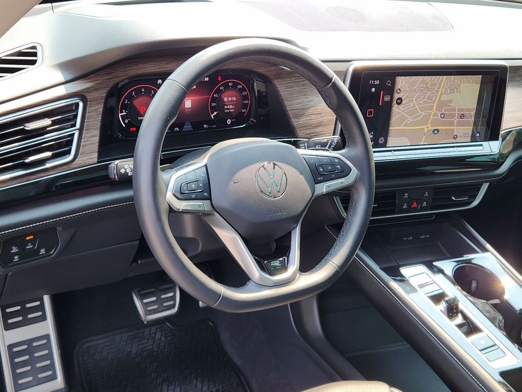 2024 Volkswagen Atlas 2.0T SEL Premium R-Line