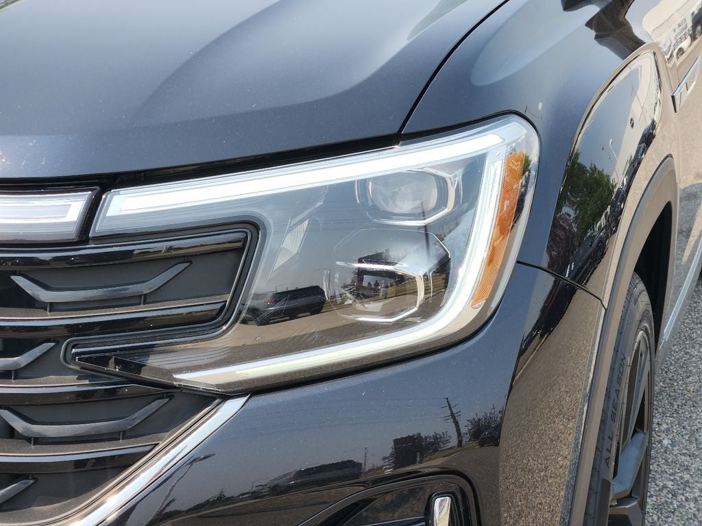 2024 Volkswagen Atlas 2.0T SEL Premium R-Line