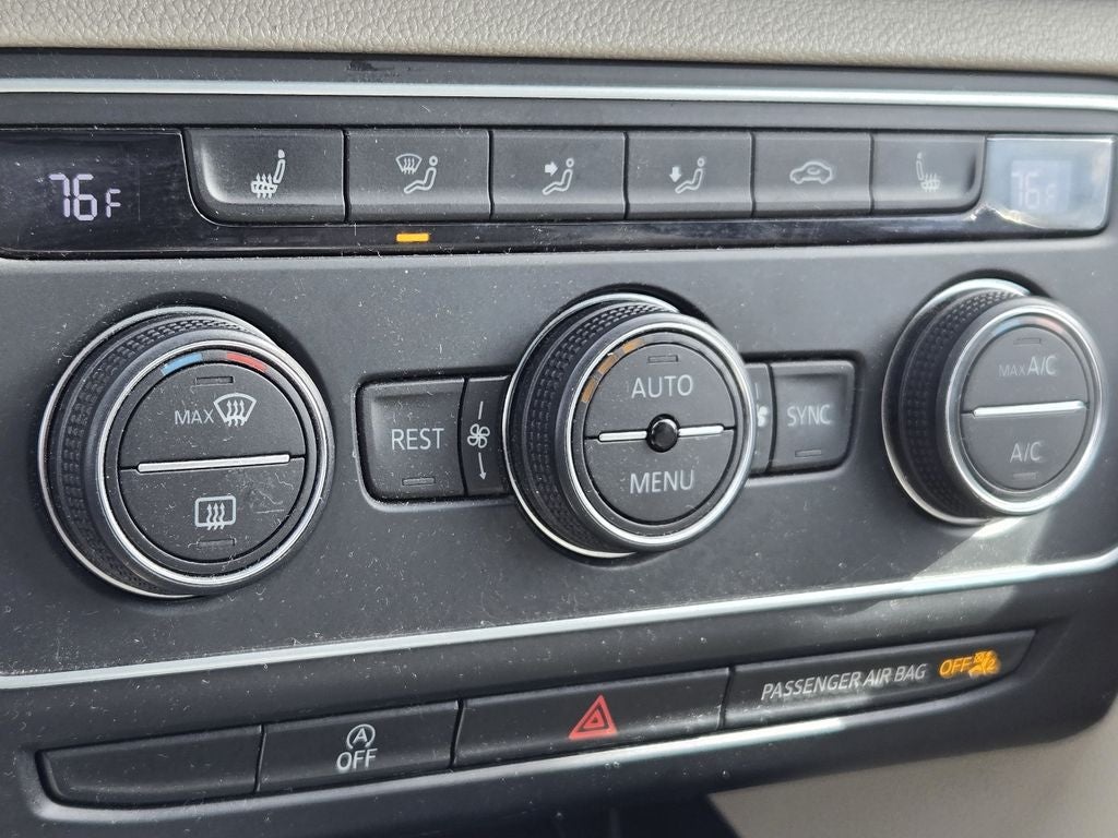 2020 Volkswagen Atlas 3.6L V6 SE w/Technology