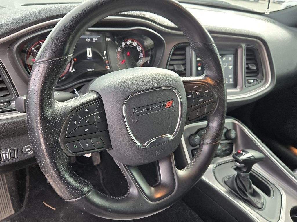 2022 Dodge Challenger SXT