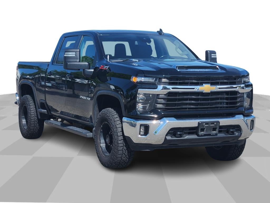 2024 Chevrolet Silverado LT