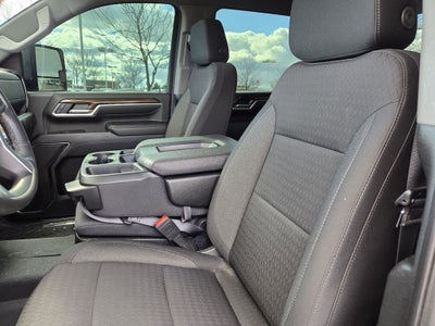 2024 Chevrolet Silverado LT