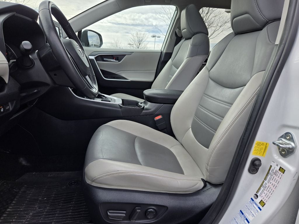 2021 Toyota RAV4 XLE Premium