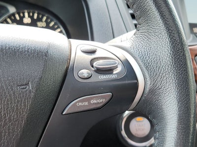 2017 Nissan Pathfinder Platinum