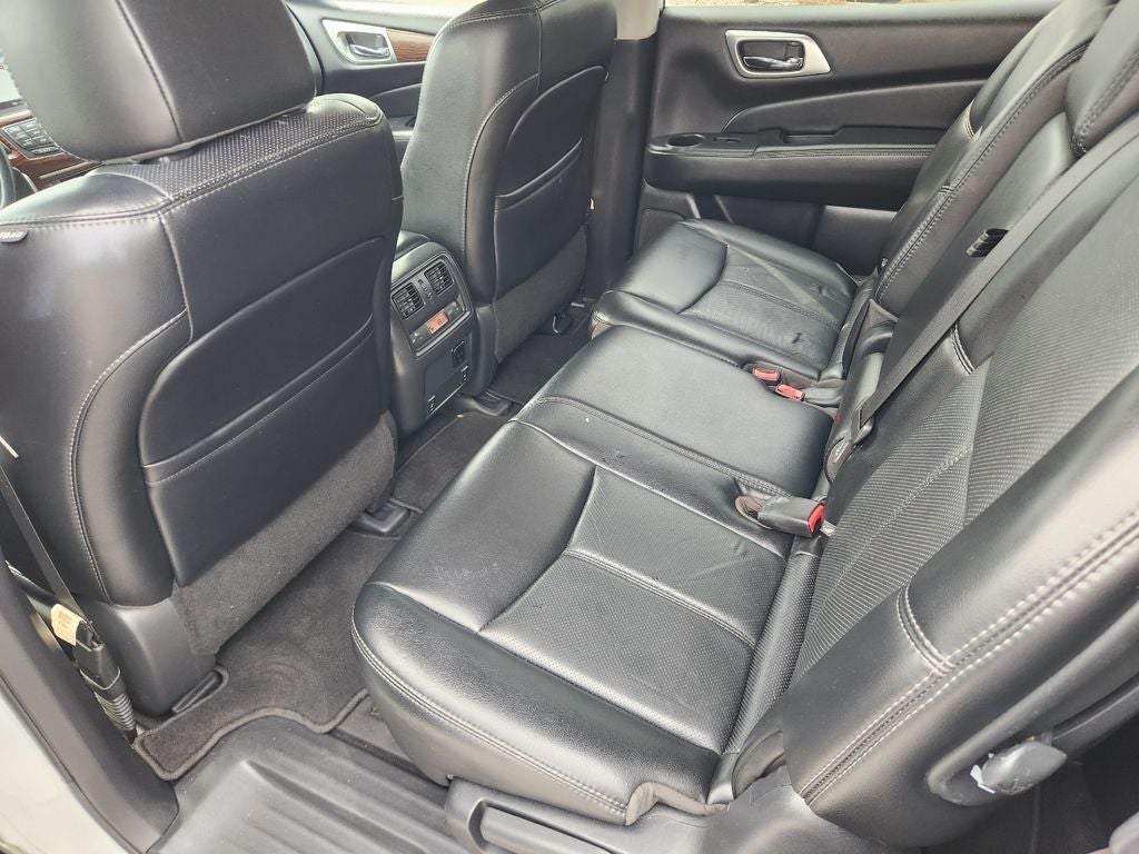2017 Nissan Pathfinder Platinum