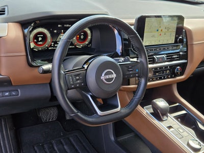 2022 Nissan Pathfinder Platinum