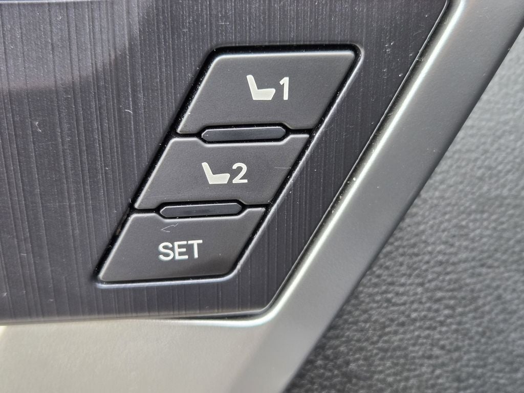 2024 Toyota Tundra Hybrid Platinum Hybrid