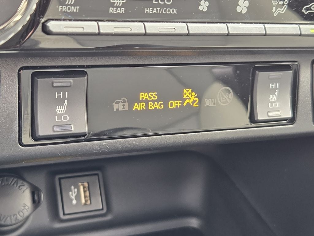 2024 Toyota RAV4 Hybrid Hybrid XLE Premium