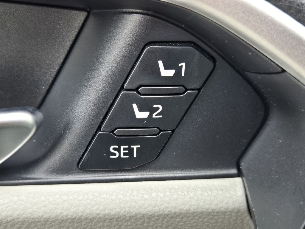 2024 Toyota RAV4 Hybrid Hybrid XLE Premium