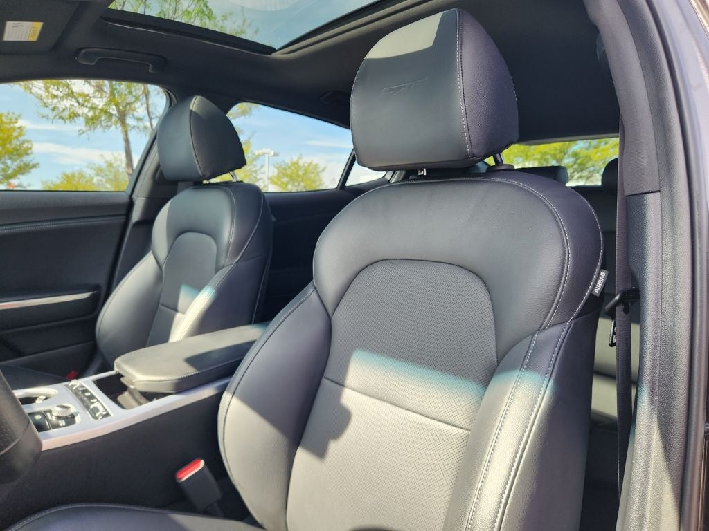 2022 Kia Stinger GT1