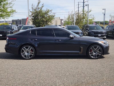 2022 Kia Stinger GT1