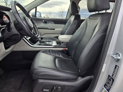 2023 Kia Carnival LX