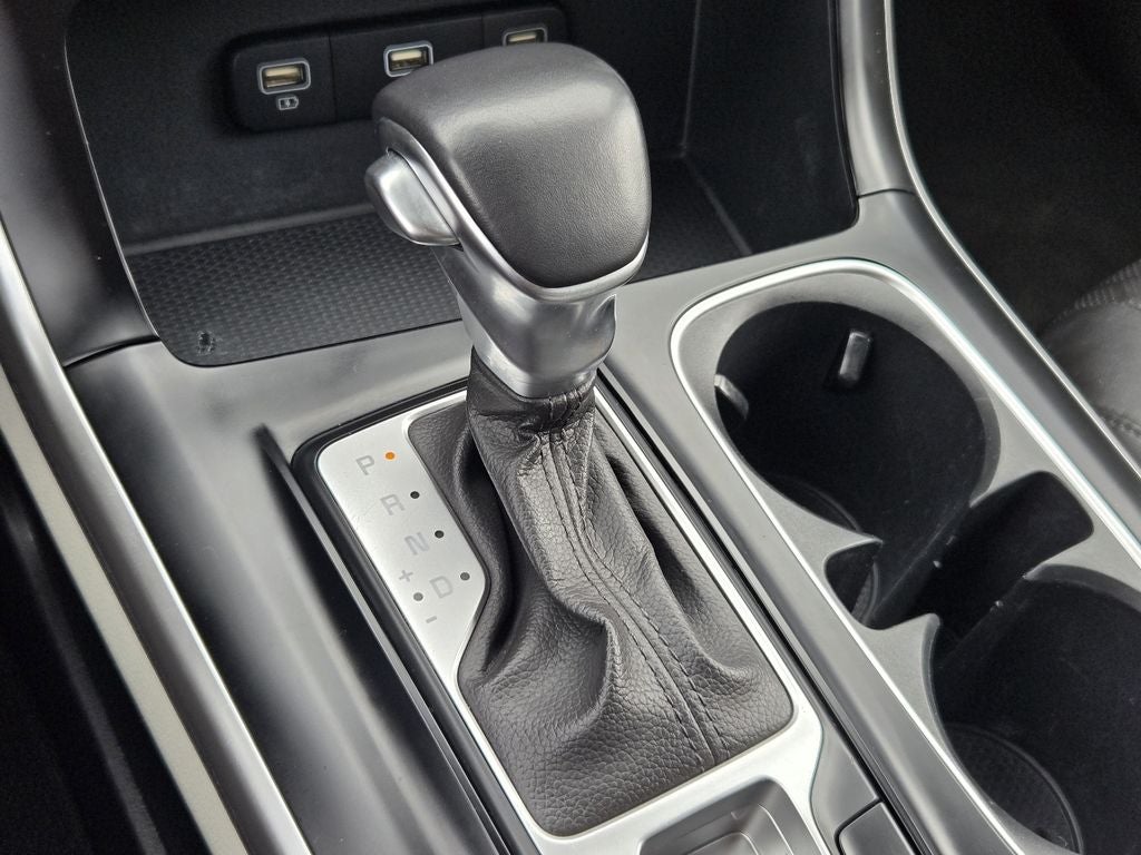 2023 Kia Carnival LX